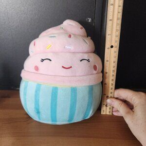 8" Diedre the Cupcake Squishmallow
